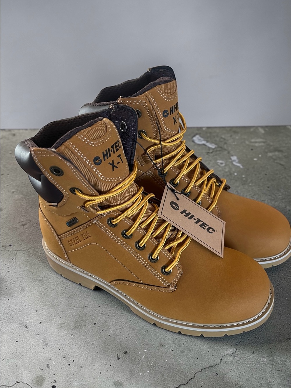 Mens Steel Toe Work Boots Hi-Tec X-T Wheat Brown Tan Waterproof Slip Resistant